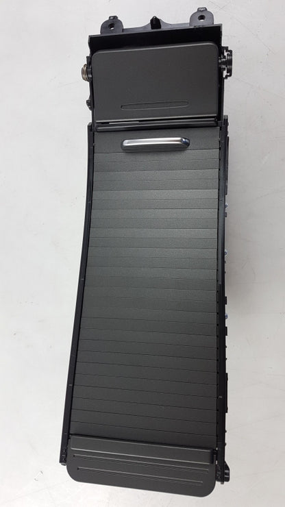 Original OE LAND ROVER Aschenbecher LR021388