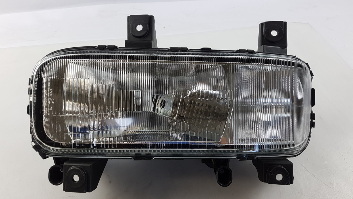 Original OE MERCEDES-BENZ Scheinwerfer A9738200961