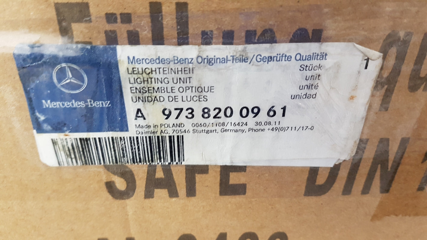 Original OE MERCEDES-BENZ Scheinwerfer A9738200961
