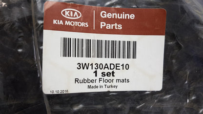 Original OE HYUNDAI/KIA Fußmattensatz 3W130ADE10