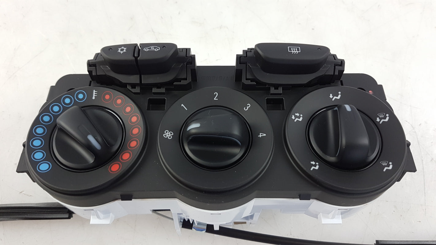 Original OPEL Corsa E 1.2 2014-2025 Heizungsbetätigung 13399731