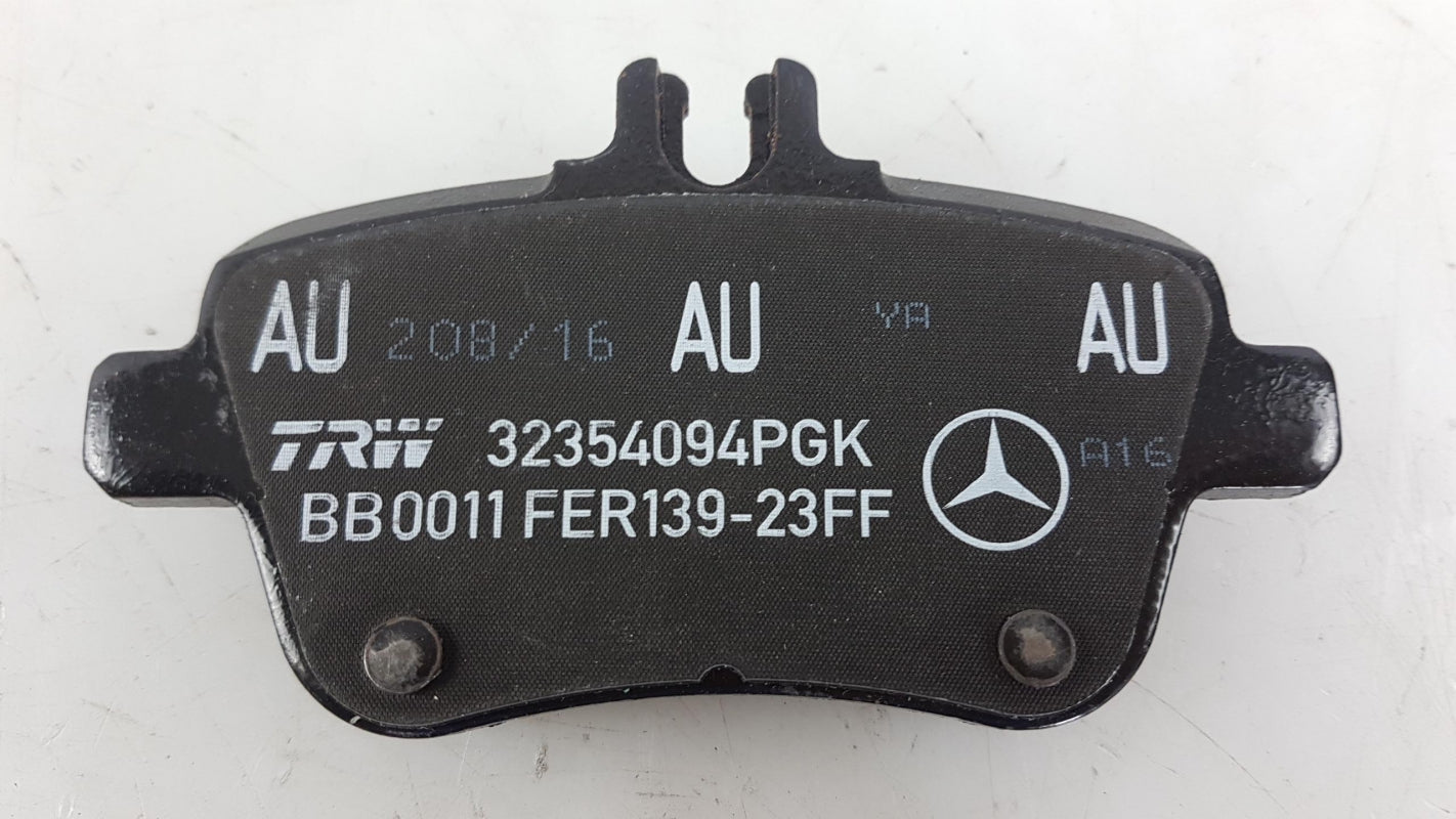 Original INFINITI Q30 1.6 2015-2019 Bremsbeläge Hinten 44060HG00A