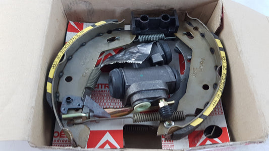 Original OE Peugeot Bremsbackensatz 42414R