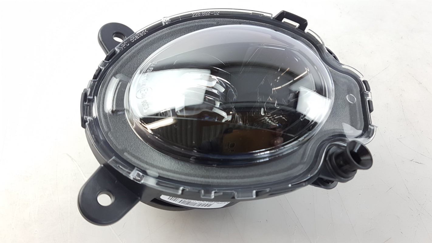 Original SEAT Tarraco (KN2) 2018 > LED fog light right 5FJ941702 