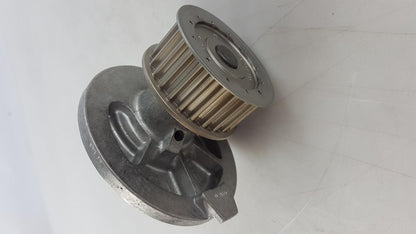 Original OPEL Antara CHEVROLET Captiva 2.4i Wasserpumpe 92226211