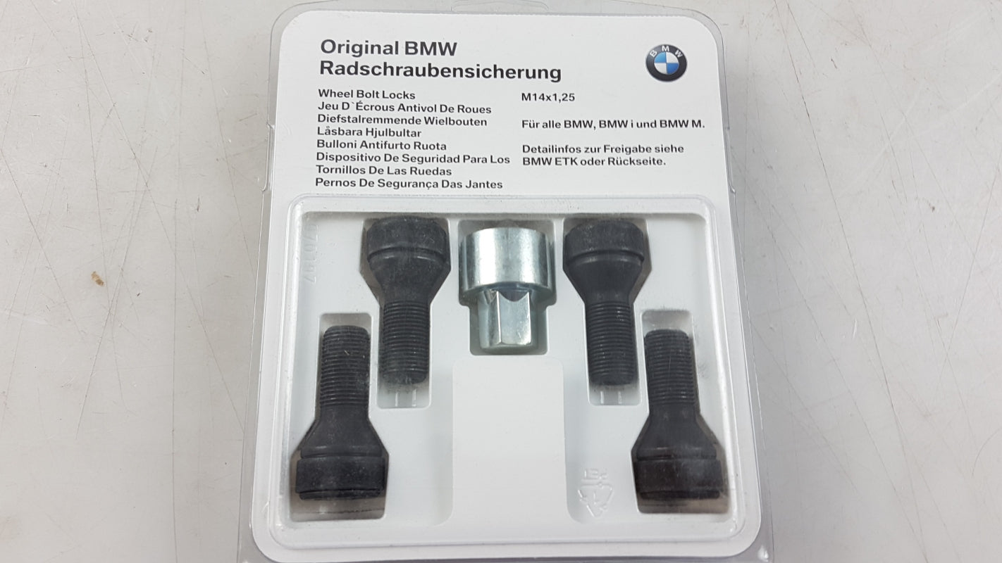 Original OE BMW Radschraubensatz 36132453961