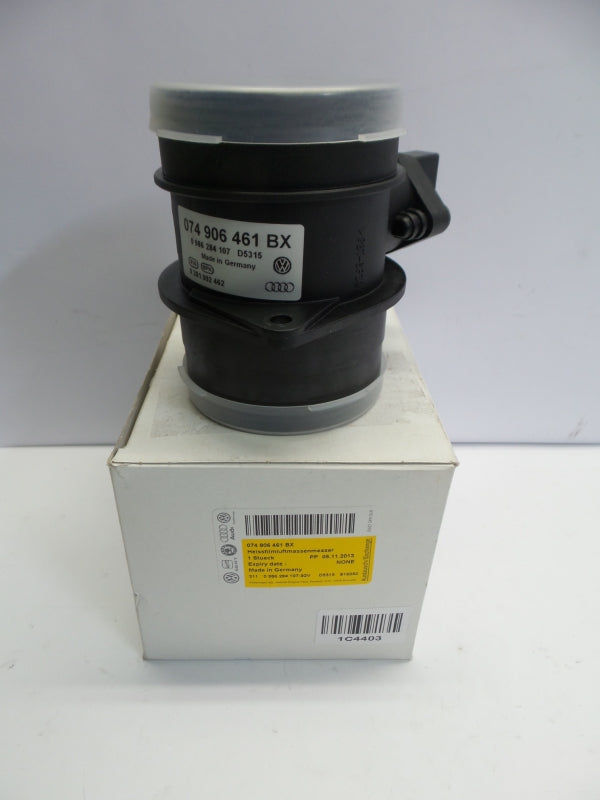 Original AUDI A3 A4 A6 VW Touareg Polo Golf Sharan Luftmassenmesser 074906461BX