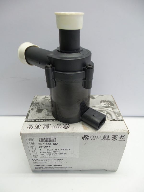Original VW Amarok Campmob Sharan Transporter Zusatzwasserpumpe 7H0965561
