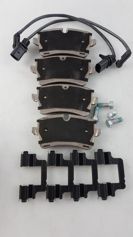 Original OE Volkswagen Bremsbeläge 4H0698451L