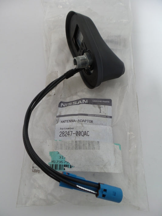 Original NISSAN Primastar x83 Antennenfuss 2824700QAC