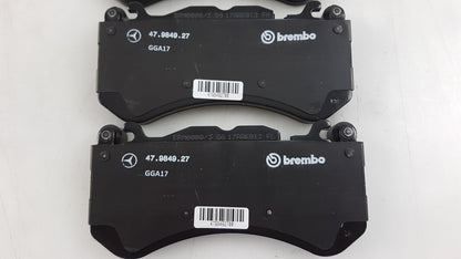 Original MERCEDES-BENZ G-Klasse W463 Bremsbeläge AMG Vorne A008420412028