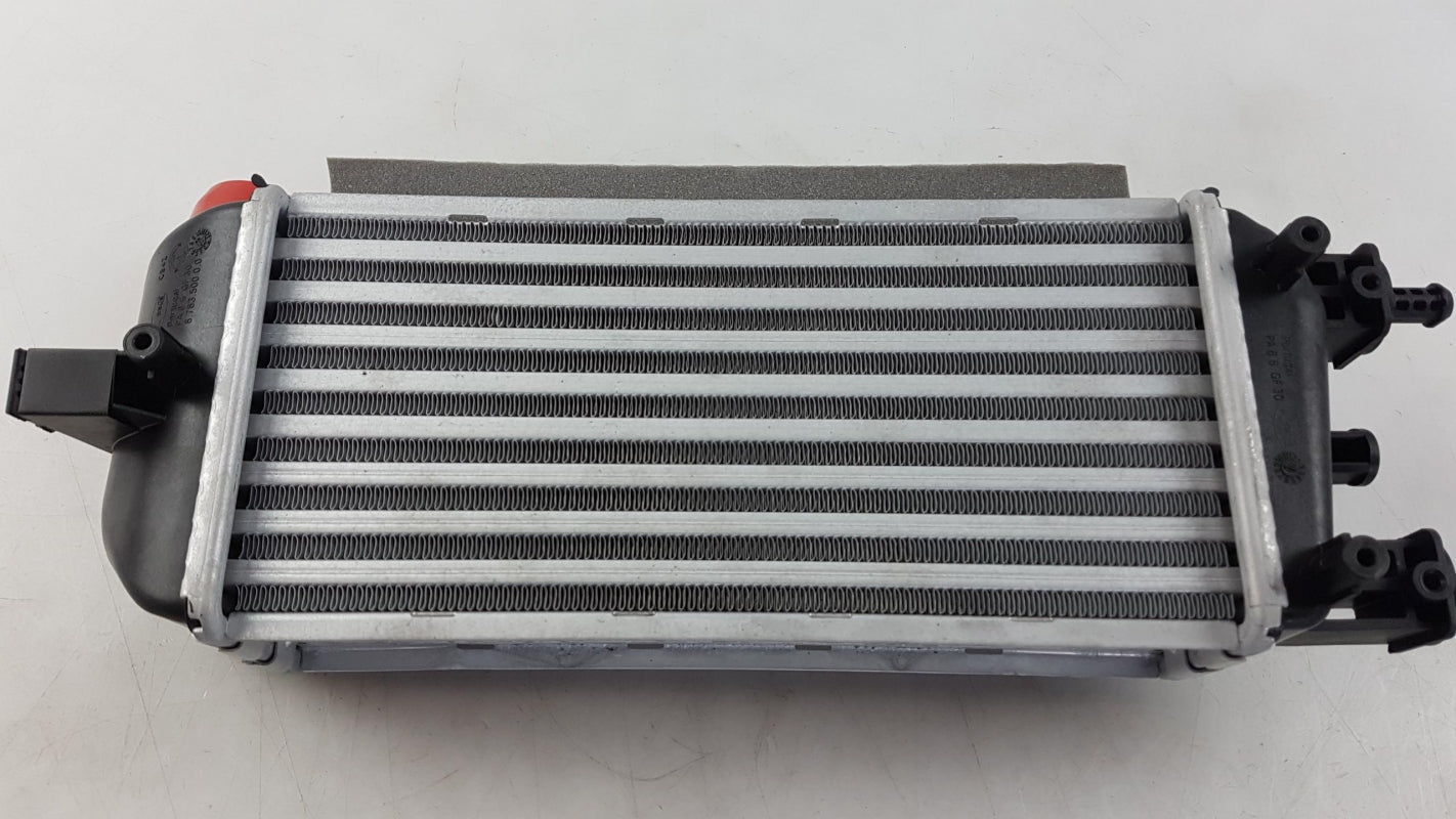 Original FIAT 500/500 C '07-'15 1.3 D Multijet Ladeluftkühler 51787495