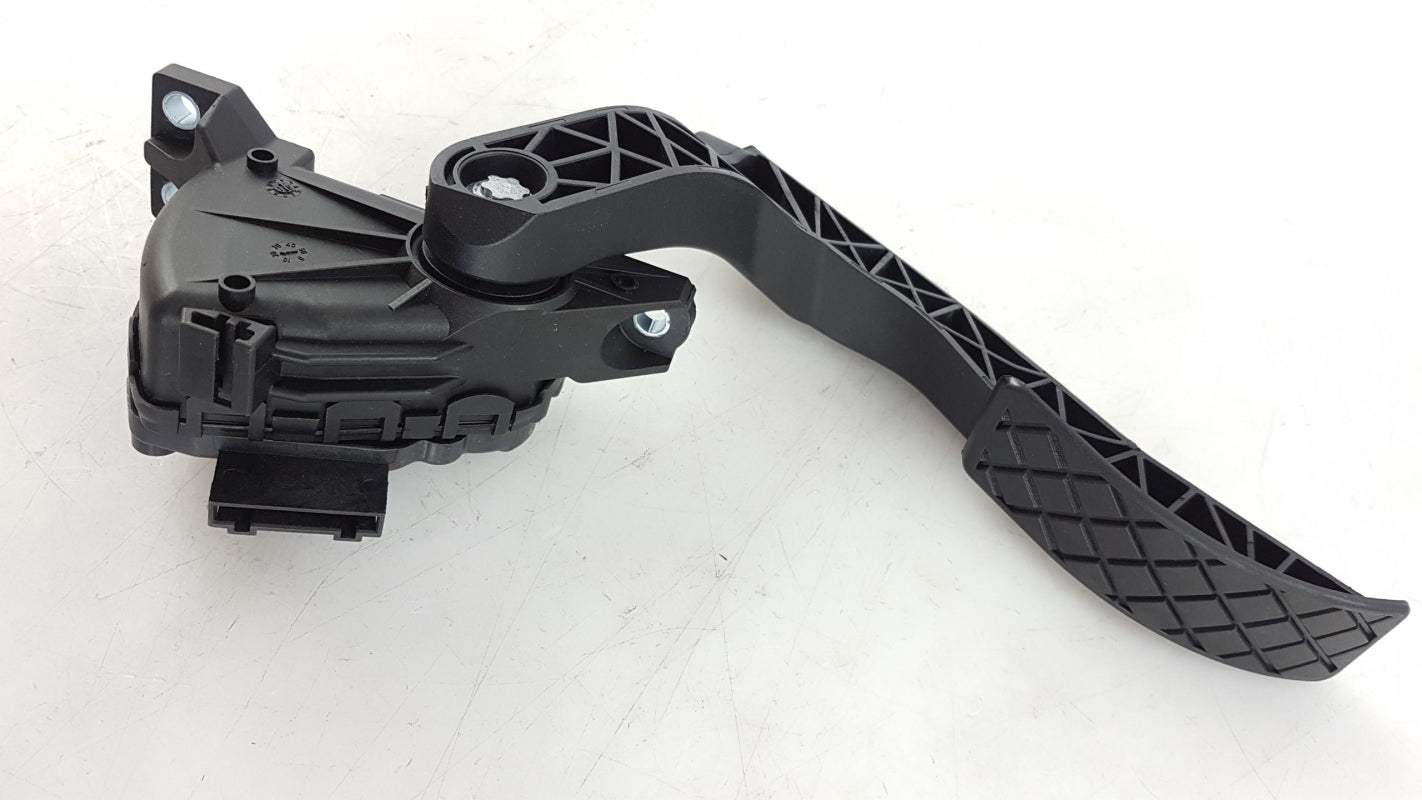 Original OE Volkswagen Gaspedal 8E1721523F