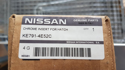 Original NISSAN Qashqai J11 '14 - '19 Heckklappe Zierleiste Chrom KE7914E52C