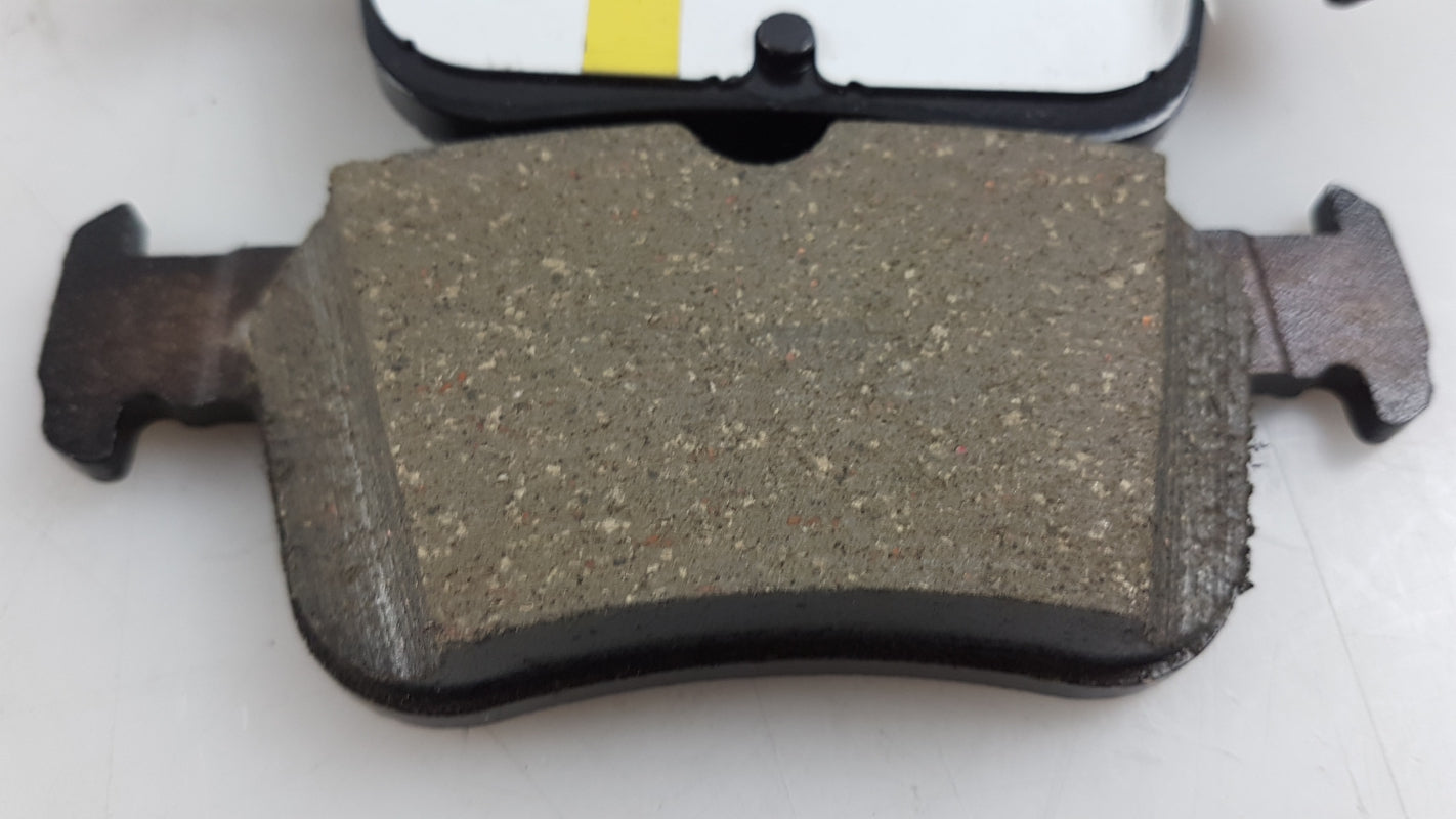Original FORD Kuga II Mondeo V Galaxy II S-Max II Bremsbeläge Hinten 5333787