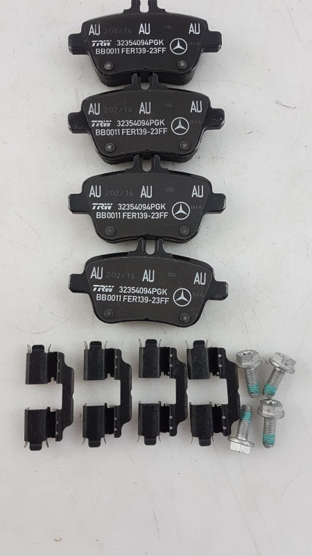 Original INFINITI Q30 1.6 2015-2019 Bremsbeläge Hinten 44060HG00A