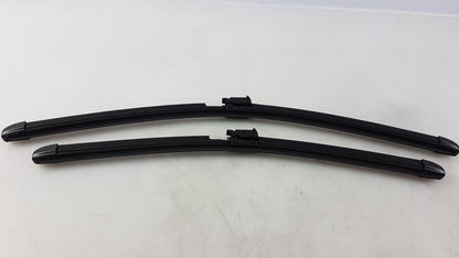 Original MERCEDES-BENZ SL R231 Scheibenwischer Wischer Set Vorne A2318201045