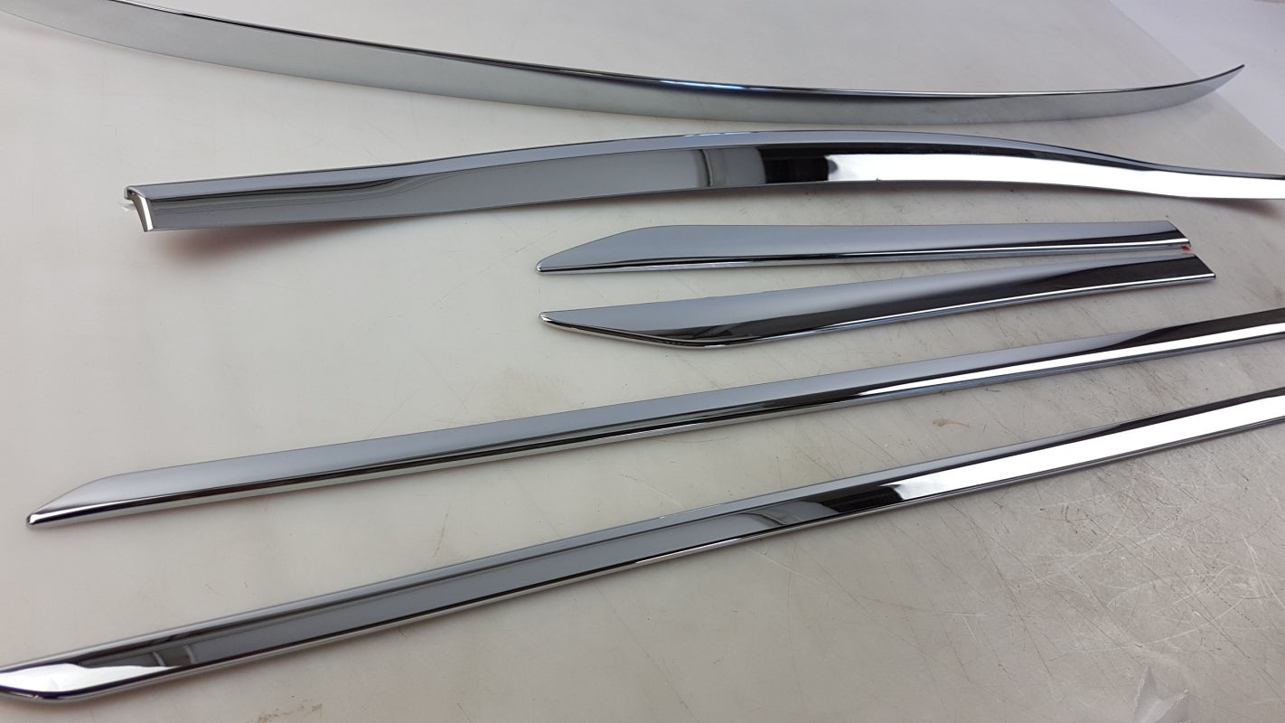 Original OE NISSAN Styling Kit KE6004E03C