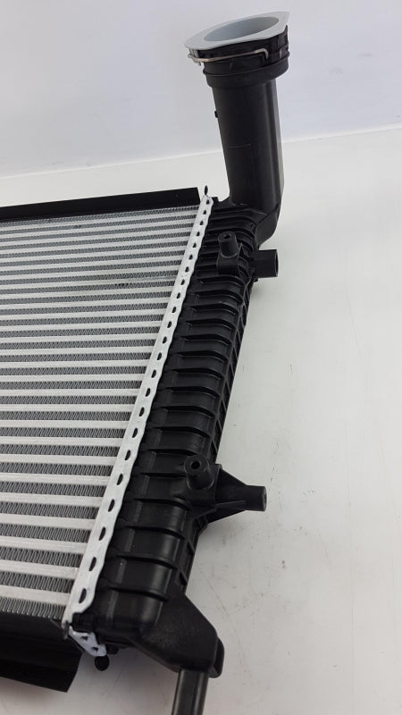 Original VW Golf Jetta AUDI A3 SEAT Leon SKODA Octavia Ladeluftkühler 1K0145803R