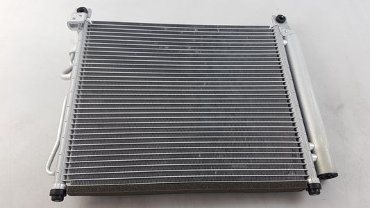 Original OE HYUNDAI/KIA Klimakondensator 9760607500