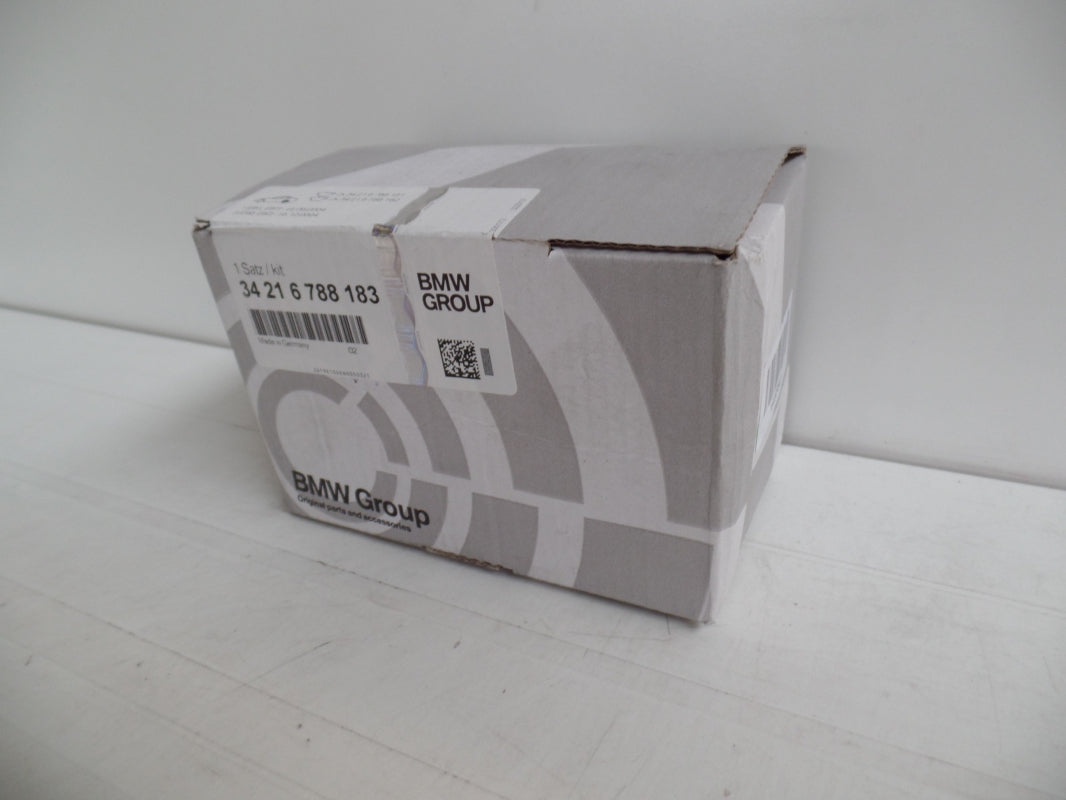 Original BMW 1er (E81 E87) 3er (E90 E92) Bremsbeläge hinten 34216788183