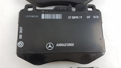 Original OE MERCEDES-BENZ Bremsbeläge A000420800064