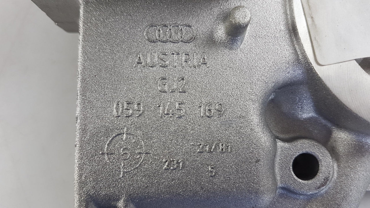 Original OE Volkswagen Halter 059145167E