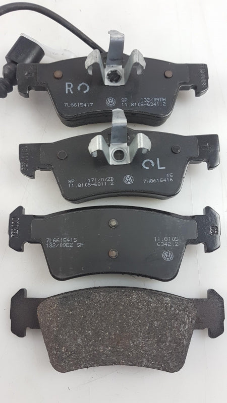 Original VW Touareg I '07-'10 Bremsbeläge mit Warnkontakt hinten 7L6698451C