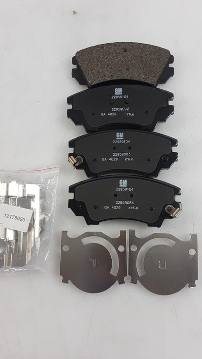 Original OPEL Astra-J Cascada Insignia-A Zafira-C Bremsbeläge vorne 22959104