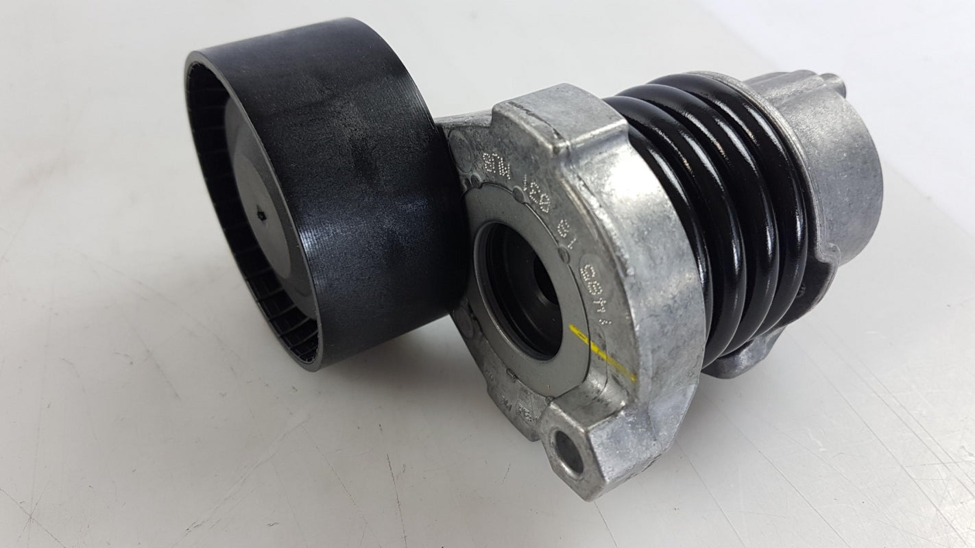 Original OE NISSAN Keilrippenriemensatz 1172000Q6K