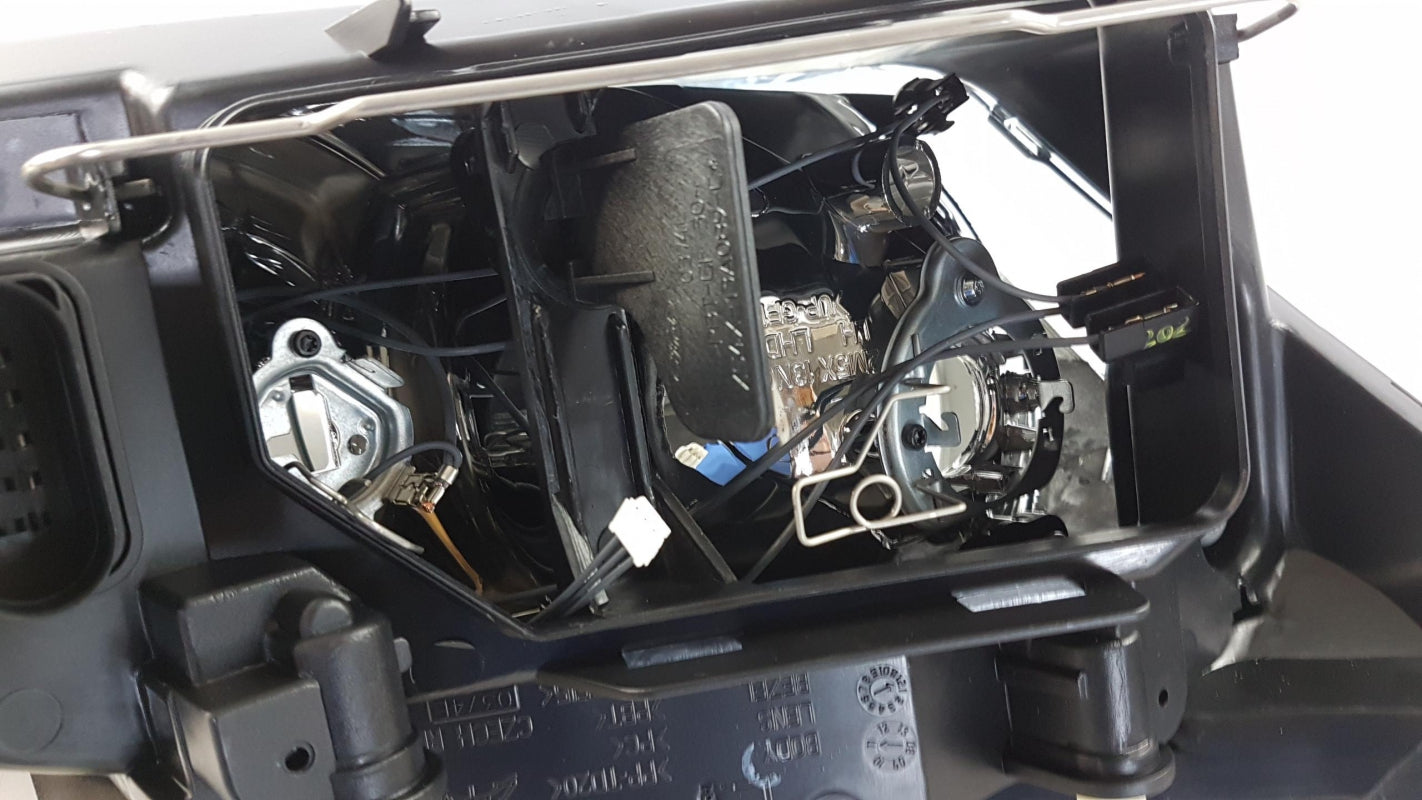 Original FORD Focus MK1 (1998-2005) Frontscheinwerfer Scheinwerfer Links 1343657