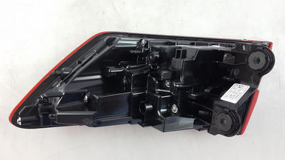 Original AUDI A4 8W Heckleuchte Rückleuchte aussen links 8W9945091