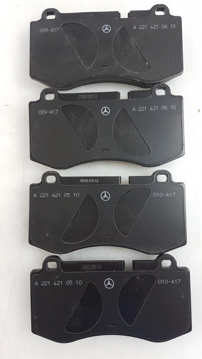 Original MERCEDES-BENZ W211 C216 C219 W221 R230 Bremsbeläge vorne A004420802064