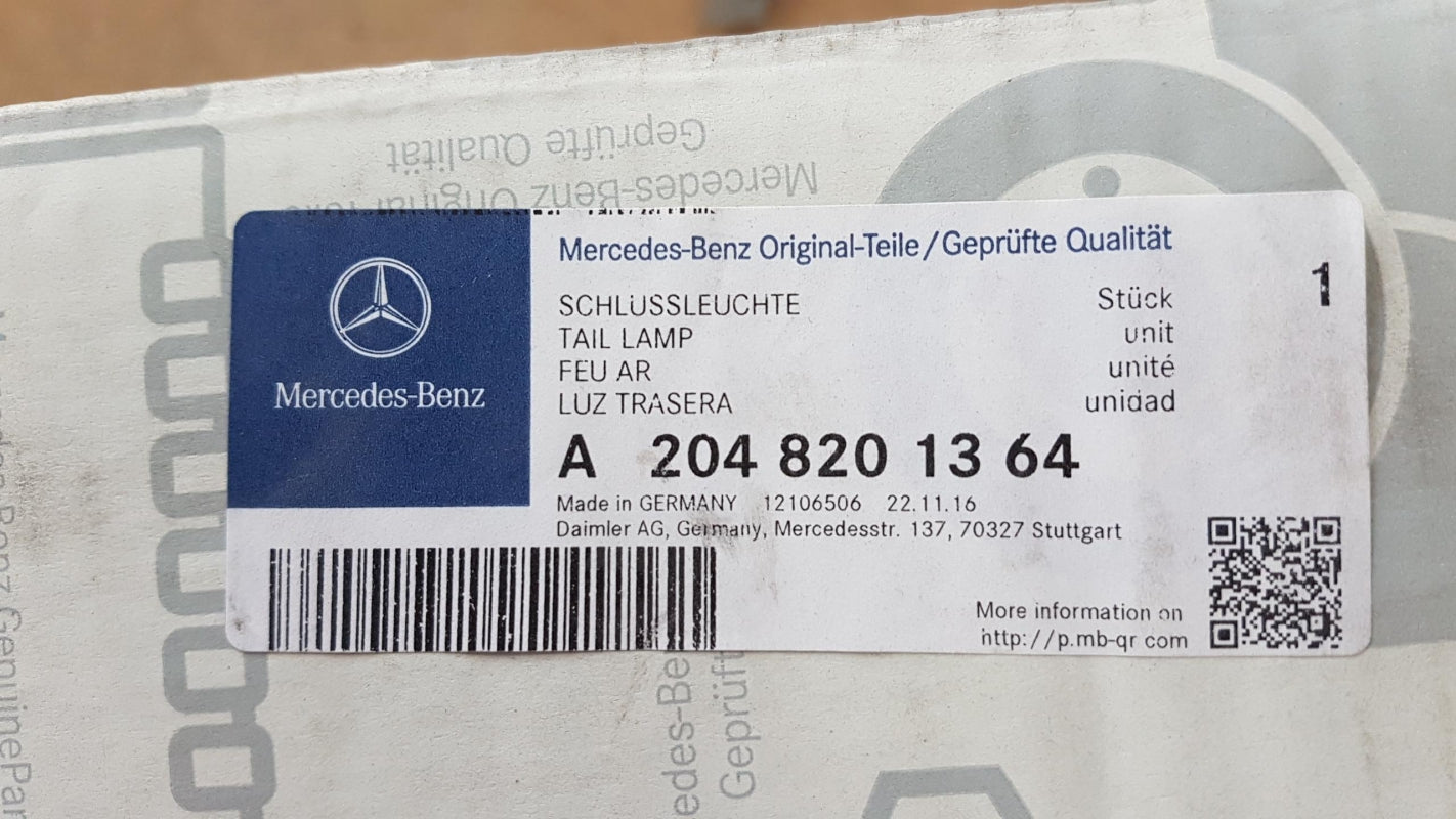 Original MERCEDES-BENZ W204 Rückleuchte Heckleuchte links A2048201364