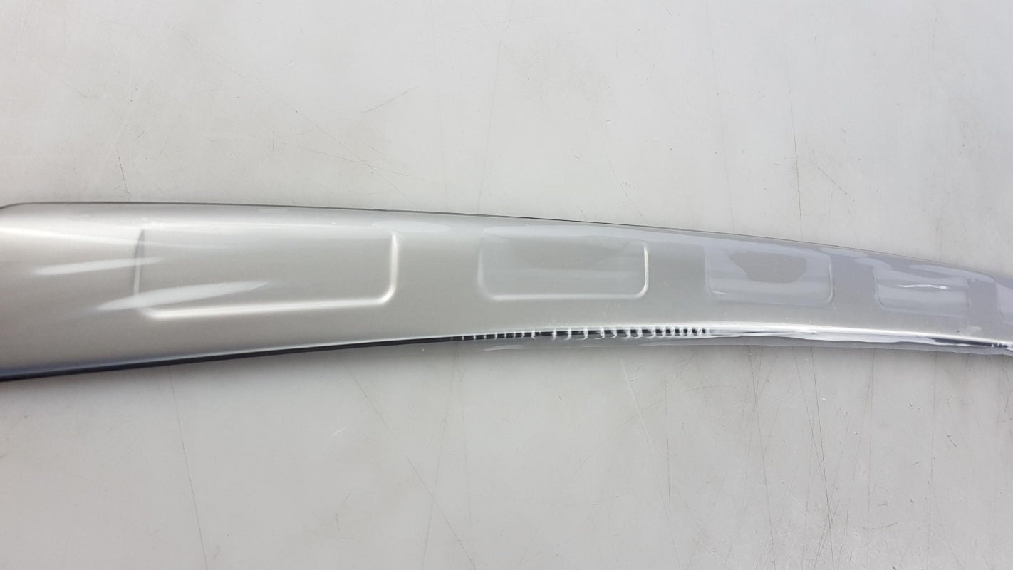 Original MITSUBISHI ASX 2013 - 2017 Ladekantenschutz Metall Silber MZ380656EX