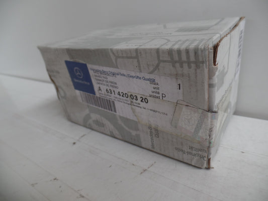 Original OE MERCEDES-BENZ Bremsbeläge A6314200320