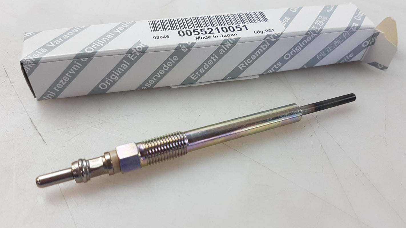 Original FIAT 500 Punto Panda Linea Qubo LANCIA Ypsilon 1.3D glow plug 55210051 