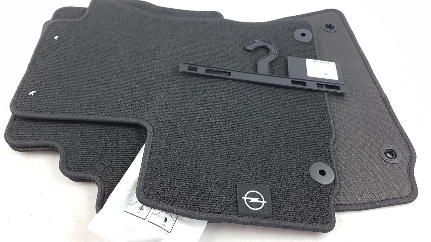 Original OE OPEL Fußmattensatz 93179560