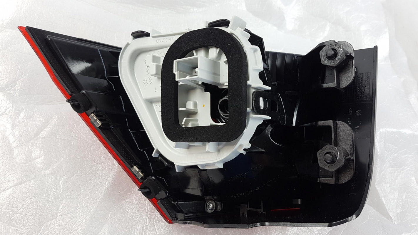 Original VW Golf Mk7 Schlussleuchte Heckleuchte aussen links 5G9945095C