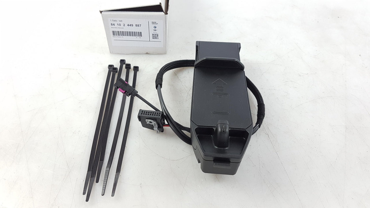 Original BMW 6er F06 F12 F13 X6 F16 1er F20 F21 Telefon Ladegerät 84102449887