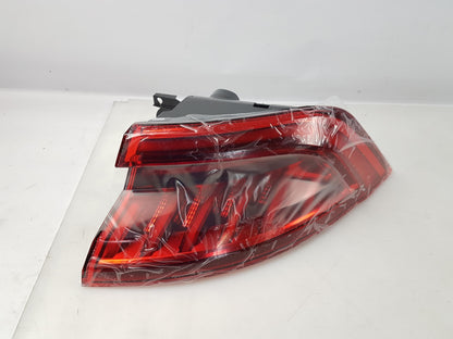 Original AUDI Q8 Heckleuchte Rückleuchte Schlussleuchte LED Rechts 4M8945070