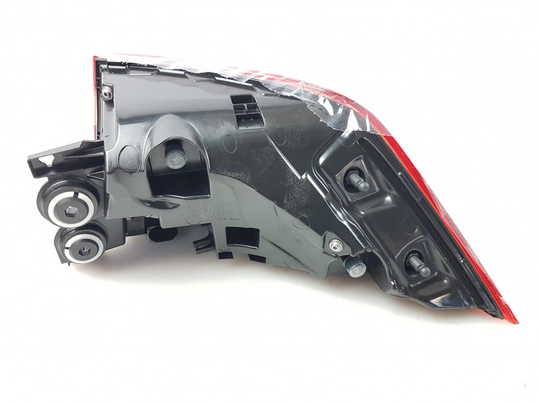 Original AUDI Q8 Heckleuchte Rückleuchte Schlussleuchte LED Links 4M8945069