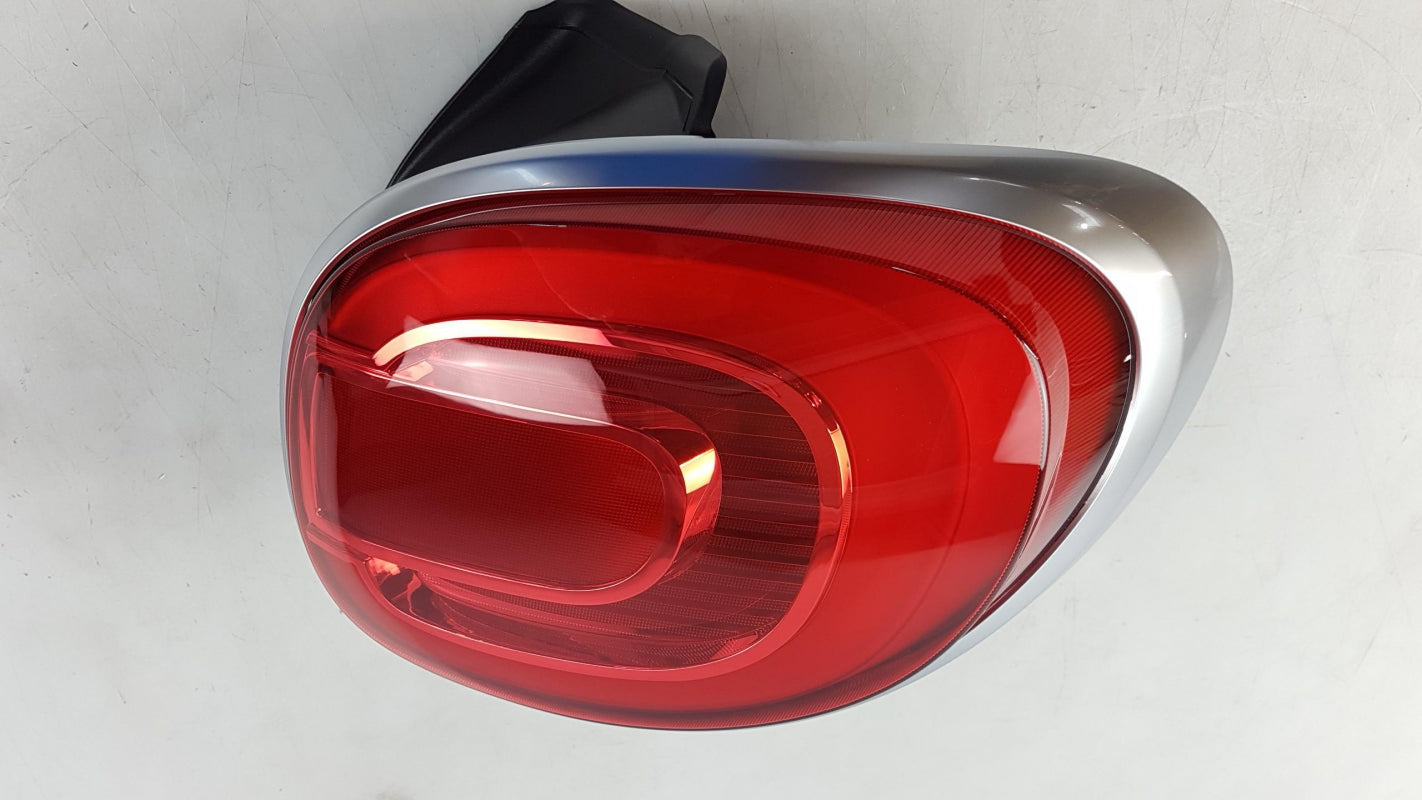 Original FIAT 500L rear light right 51945058 
