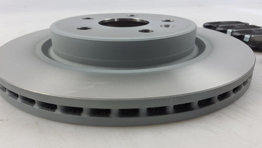 Original OPEL Insignia Bremsensatz Bremsscheiben mit Bremsbeläge hinten 95516092