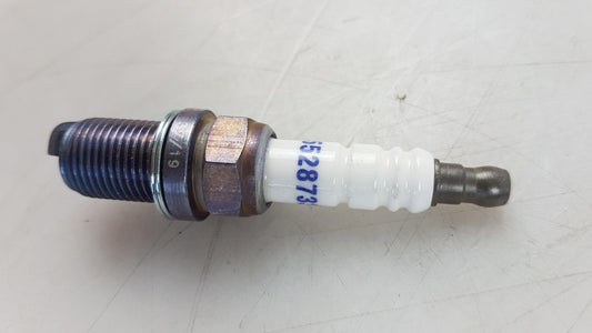 Original OPEL Astra-J Insignia-A Zafira-C Corsa-D Mokka 1.4 Zündkerze 95528733