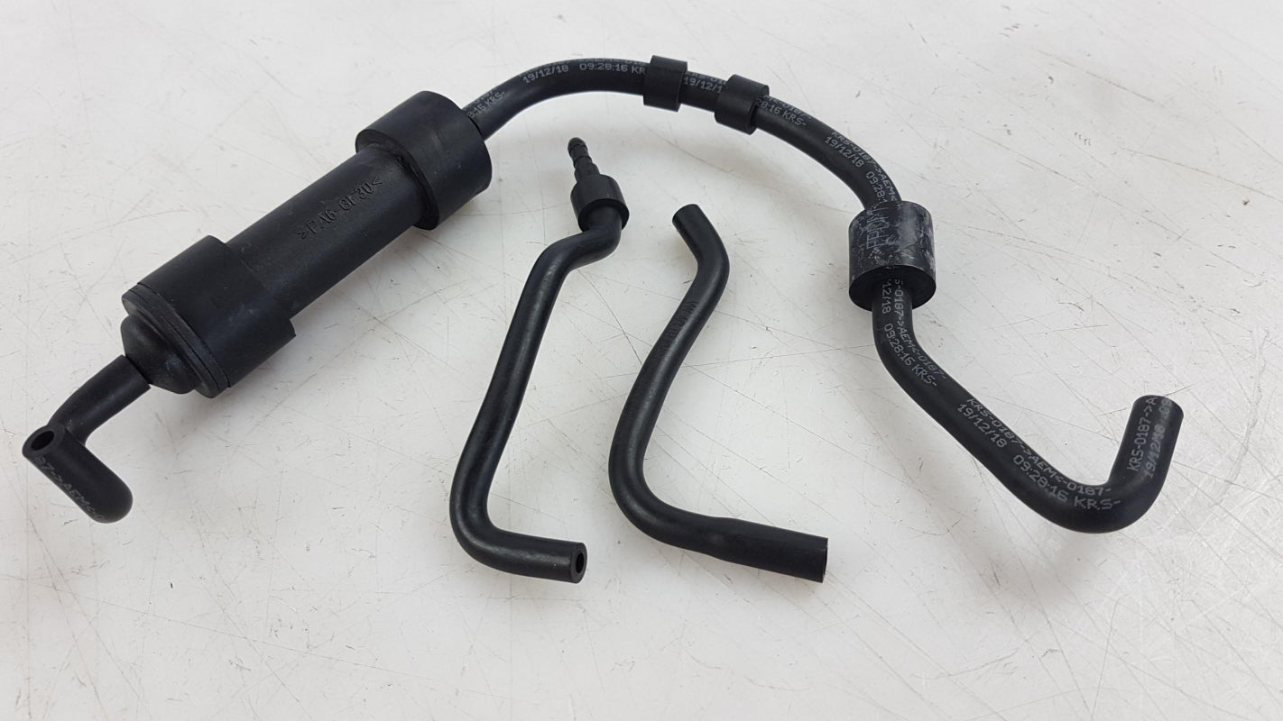 Original OE Volkswagen Schlauch 04L131055B