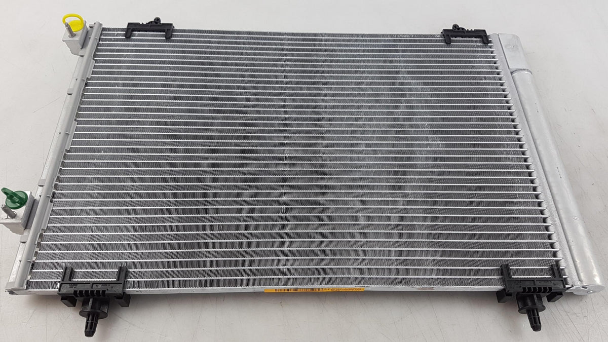Original PEUGEOT 3008 5008 RCZ CITROEN Berlingo B9 C4 Klimakondensator 6455GH