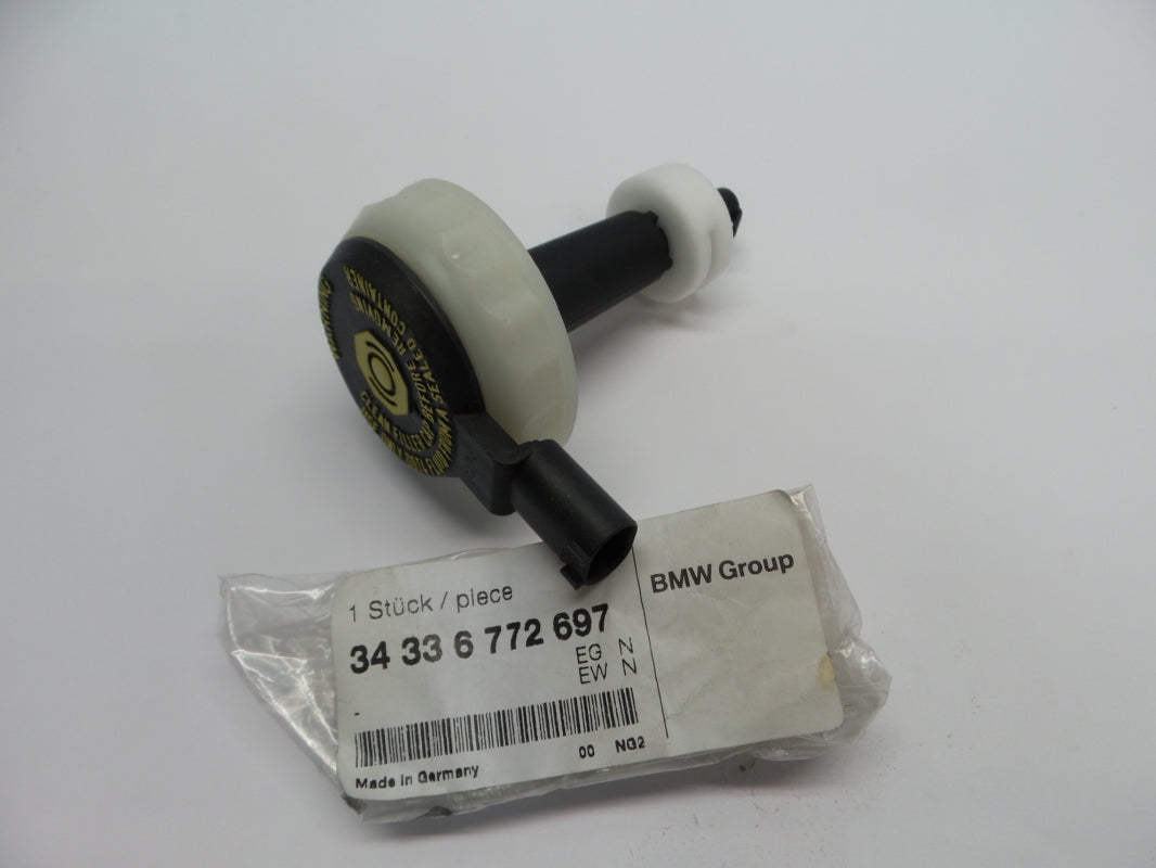 Original BMW X5 X6 brake fluid reservoir cap with warning switch 34336772697 