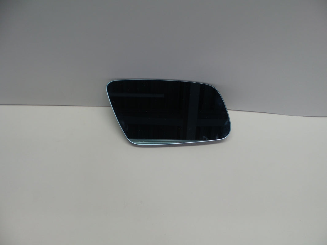 Original A3 A4 A6 A8 RS4 Spiegelglas + Trägerplatte blautönung rechts 8D0857536C