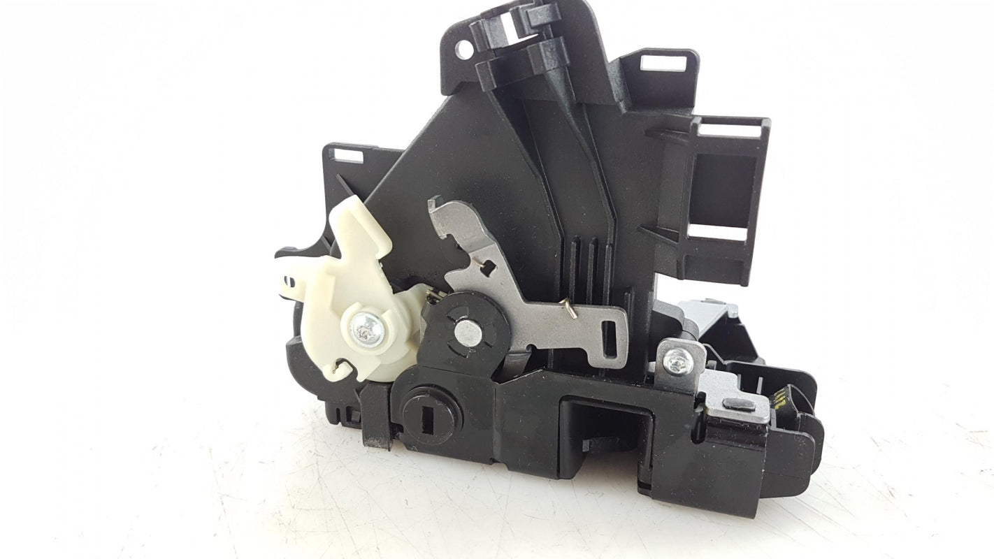 Original VOLKSWAGEN Golf Mk5 (1K) Bora A4 (1J) Türschloss Links 3B4839015AJ